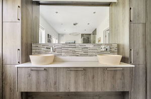 Bathroom angle 2- click for photo gallery